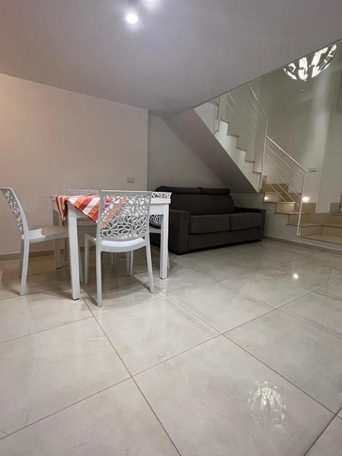 Life House Apartment Napoli Exterior foto